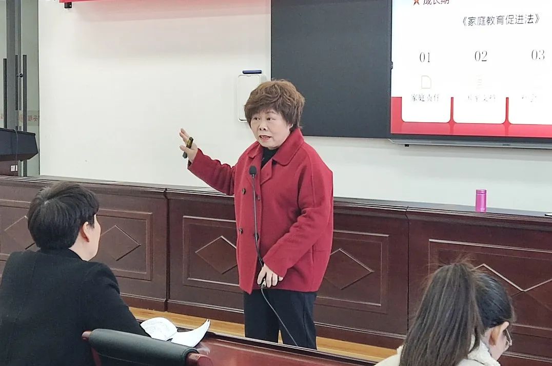 【“蒲公英”在闽东】2023年全省村（社区）妇联“法律明白人”暨“蒲公英”巾帼志愿者普法宣讲示范活动（宁德站）在福安市举办(图2)
