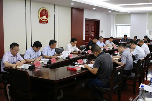 【党史学习教育】王世雄为市委政法委机关党员干部上党史专题党课(图1)