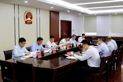  .市委政法委召开理论学习中心组学习会议暨党史学习教育专题学习会.(图1)