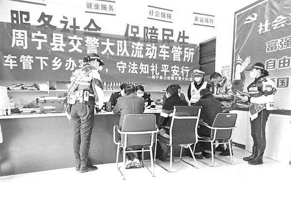 1-21122GF532229.jpg