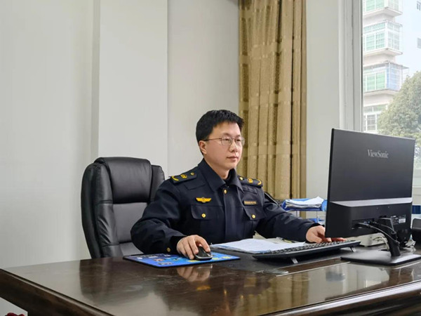 郑裕生：甘于坚守，以信念筑梦的孺子牛(图1)