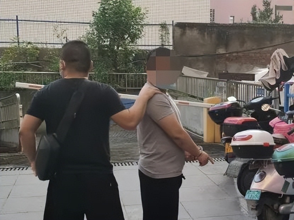 福鼎刑侦：以“打”开路，拧紧夏季治安“安全阀”(图2)