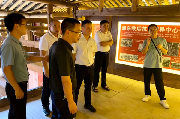 市委政法委党支部开展“追寻领袖在宁德的足迹”主题党日活动(图4)
