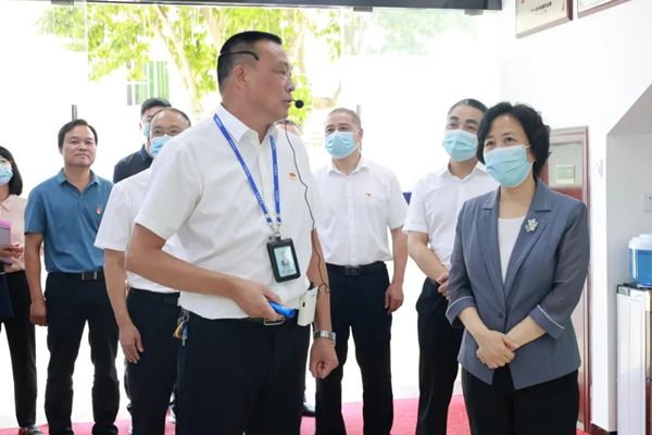 林玫瑰厅长深入宁德调研督导司法行政工作(图1)