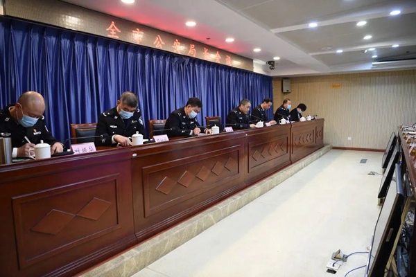 培根固基、守正创新——宁德市公安局召开全市公安局长会议(图2)