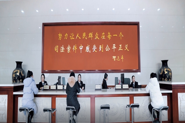 【打造法治强市】司法为民，枝叶关情！柘荣法院打造“一站式”诉讼服务(图1)