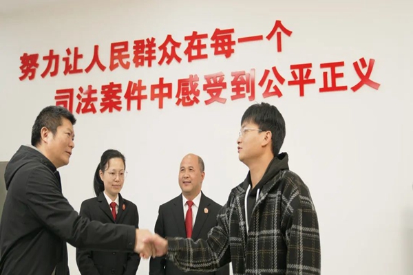 1-23031416464EH.jpg