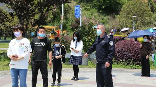 【宁德政法人风采】 用一生 守一“城”——走近福鼎市人民法院司法警察大队大队长周秦斌(图4)