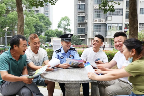 【宁德政法人风采】余辉：脚下有泥、心中有民的二等功臣(图5)
