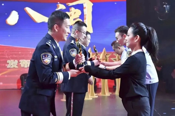 宁德一人获评！福建省“最美基层民警”发布(图2)