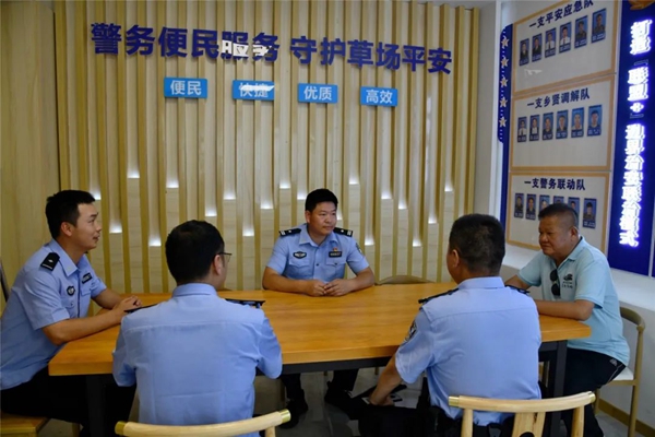 1-230H6114924W7.jpg