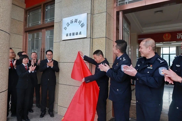 1-2309221643161M.jpg