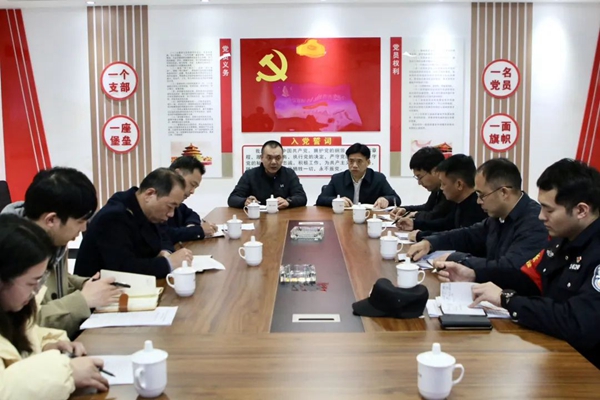 1-24030GI321134.jpg