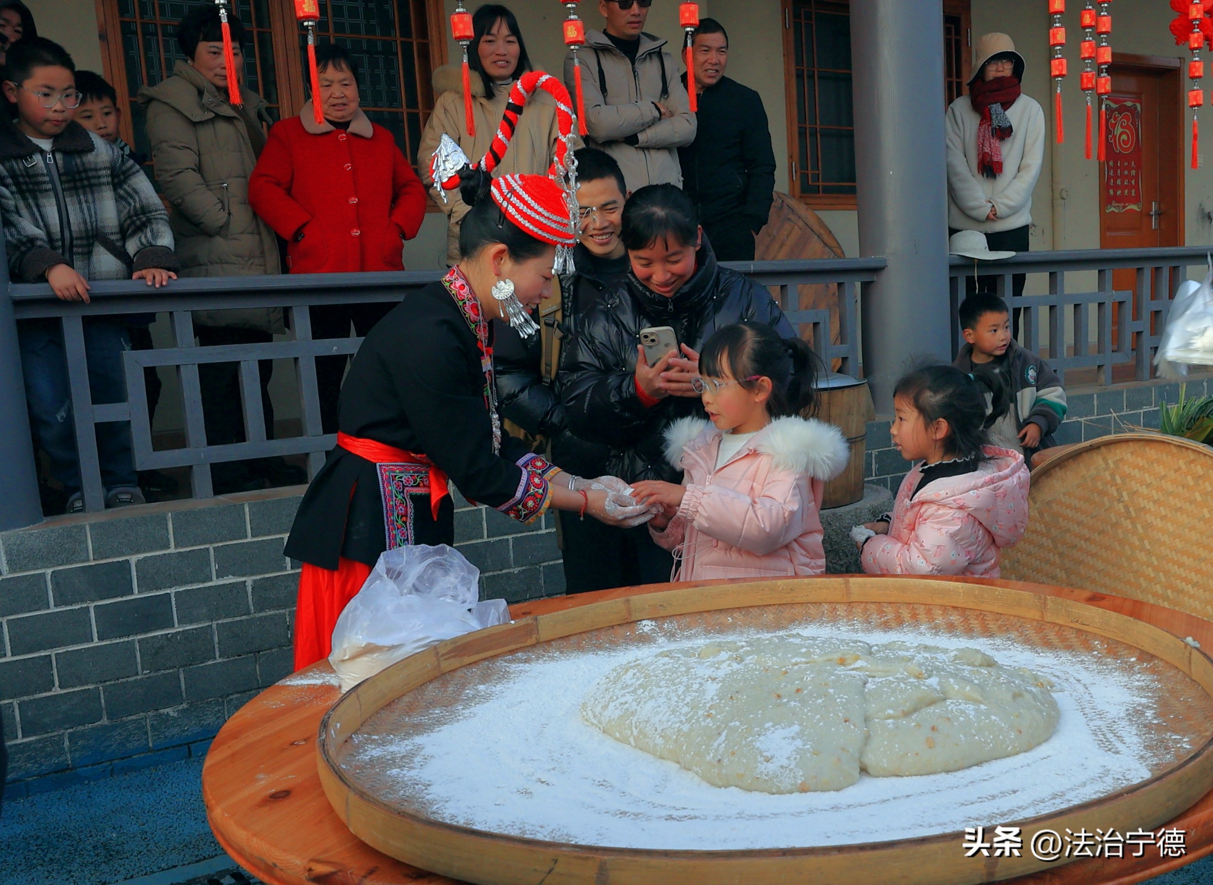 e7a6ce7e8b124415b943de7b55a34183~tplv-tt-origin-web_gif.jpg