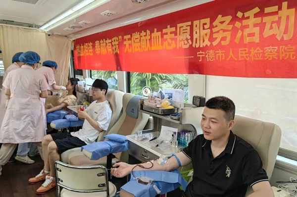检民互动：共建文明家园的“桥梁纽带”.jpg