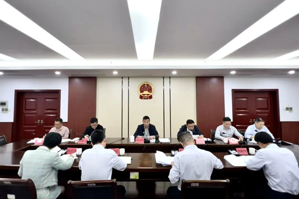 市委政法委召开委务会（扩大）会议