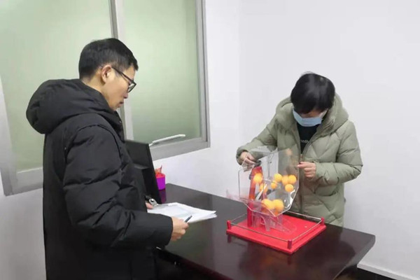 1-2201101546161E.jpg