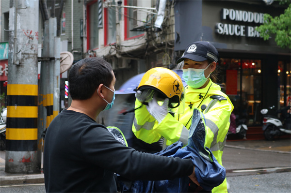 寿宁交警开展二三轮电动车、摩托车专项整治行动(图1)