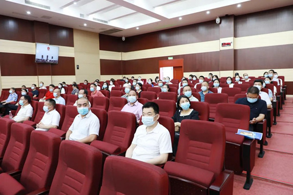 挪用公款120余万！周宁一局机关出纳受审现场成警示教育讲堂(图2)
