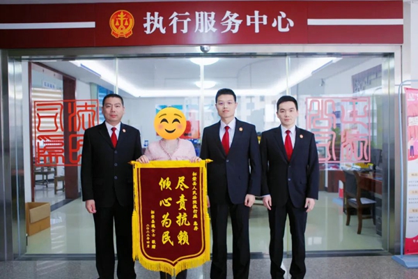 1-23041315423VE.jpg