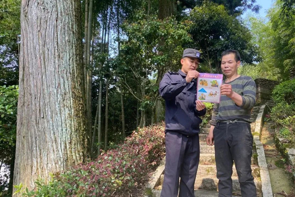 防火宣传，倡导文明祭祀.jpg