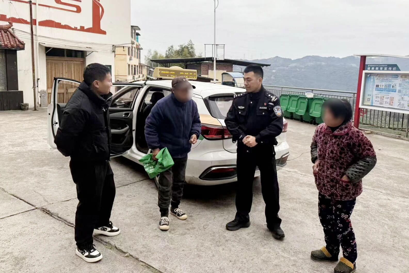 跨越四十载的团圆！蕉北派出所助力流浪老人归家